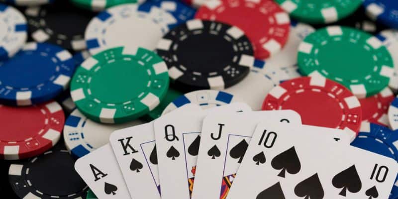 Bật mí cách chơi Poker đánh đâu thắng đó