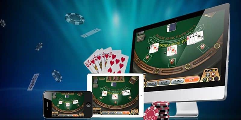 Tham gia game trực tuyến trên điện thoại hoặc máy tính