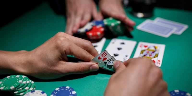 Thùng poker có ở từ đâu?